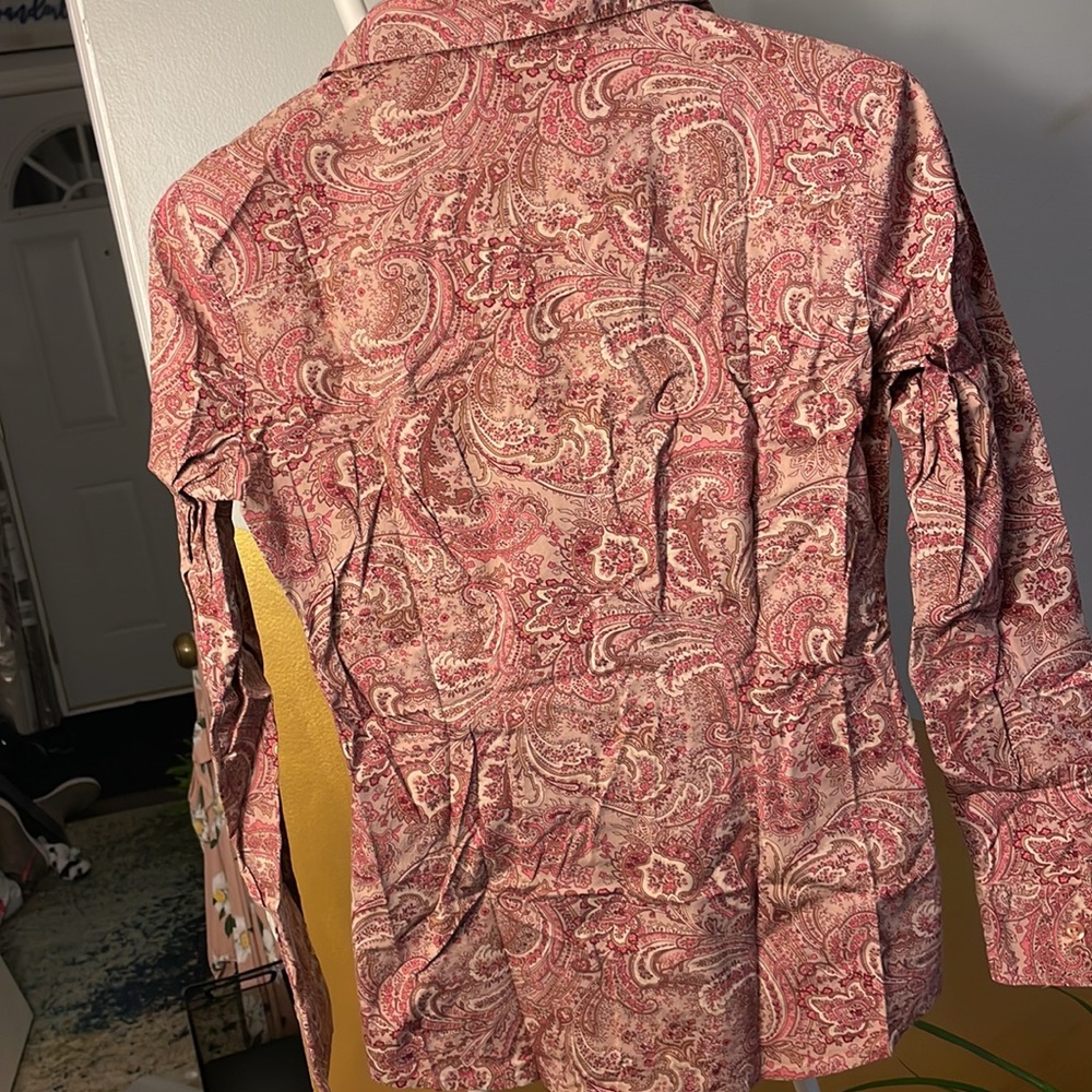 Button up city stretch New York and company paisley shirt - Picture 3 of 4